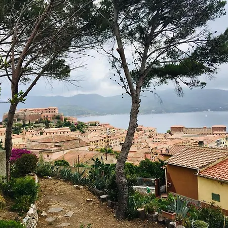 Monolocale Con Soppalco In Centro Storico